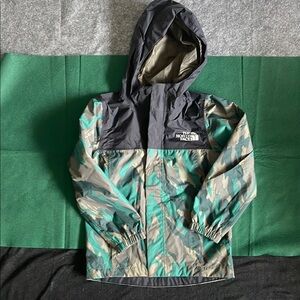 NWOT, The North Face Camouflage Jacket